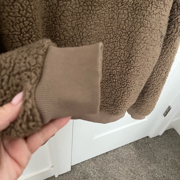 Brown teddy bear jacket like new - Picture 3 of 4